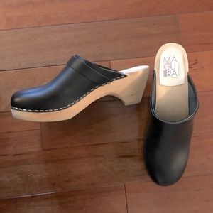 Maguba Clogs